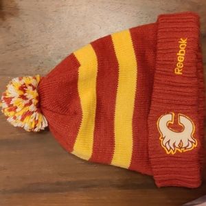 Calgary Flames NHL Heritage Classic toque winter hat Reebok authentic